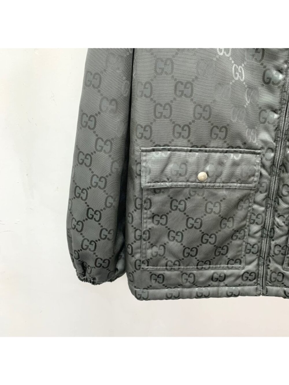 Gucci Off The Grid Dark Grey All-Over Tonal Logo Hooded Drawstring Zip Jacket - Picture 4 of 8